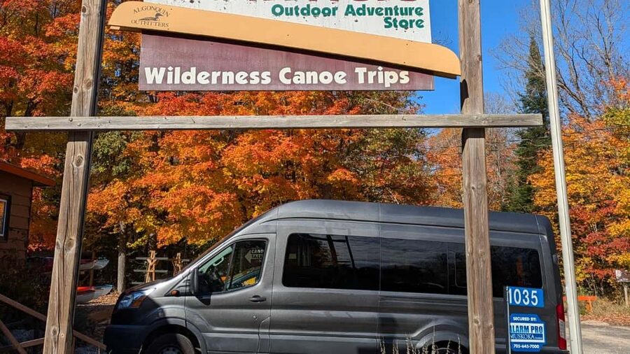 Toronto: Algonquin Park and Ragged Falls Day Trip - Algonquin Provincial Park hiking and the visitor center