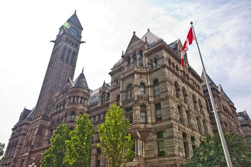 Toronto: City Highlights Walking Tour | 3-Hour - Finding your way through the PATH