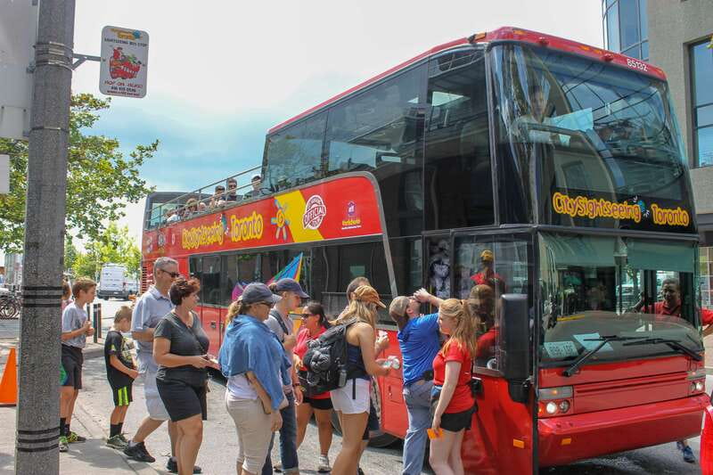 Toronto: City Sightseeing Hop-On Hop-Off Bus Tour - Stops 2 and 3: Yonge and Wellesley, then Yorkville