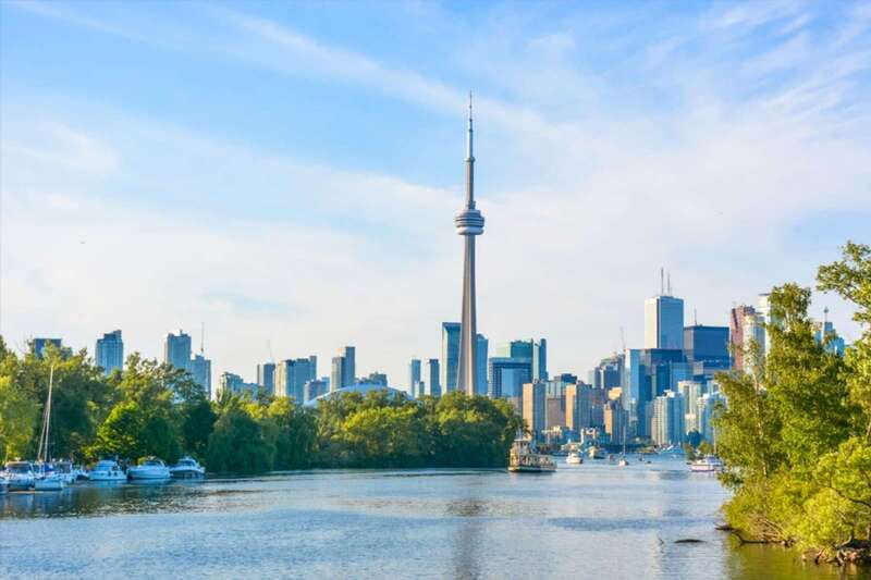 Toronto: City Views Harbor Cruise - Is one hour enough for Toronto Harbour?