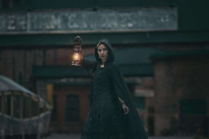Toronto: Dark History Nighttime Walking Tour - Campus Secrets and Spectres at the University of Toronto