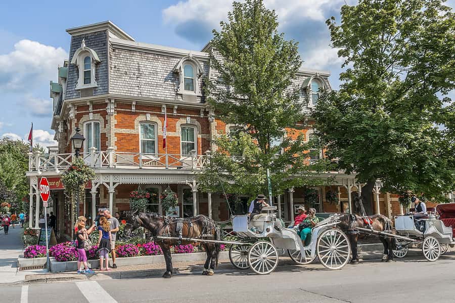 Toronto: Falls Day Tour with Boat Cruise & Niagara-the-Lake - Why this Toronto day trip works well