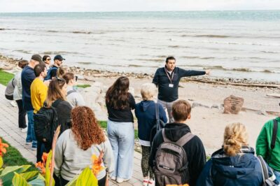 Falls Day Tour with Boat Cruise & Niagara-the-Lake