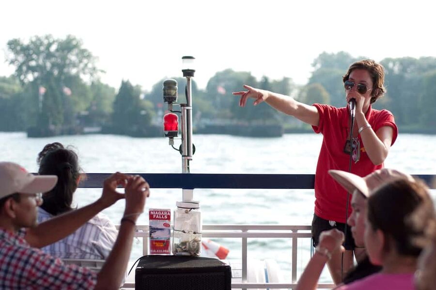 Toronto: Guided Harbour and Islands Sightseeing Cruise - Meeting the Harbour Star at Harbourfront Centre