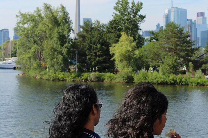 Toronto Harbour and Islands Cruise - What the live guide adds