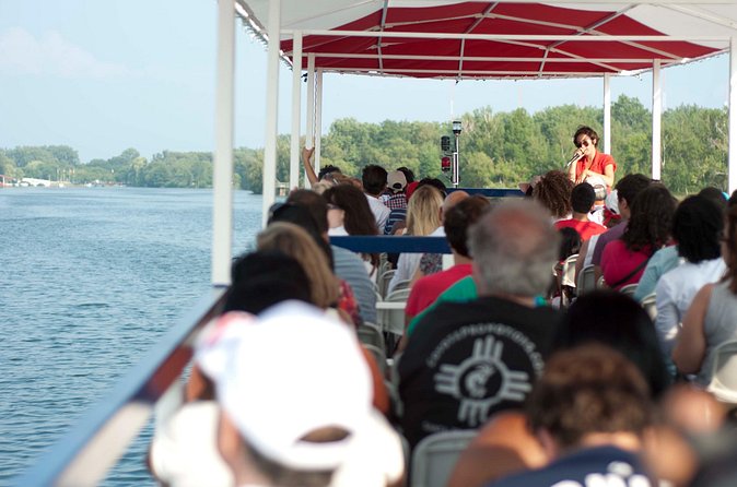 Toronto Harbour and Islands Cruise - Seats, comfort, and the onboard mood