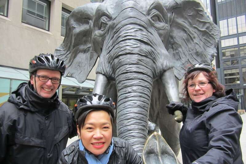 Toronto: Heart of Downtown 3.5-Hour Bike Tour - Queen Street West, art, and city hall