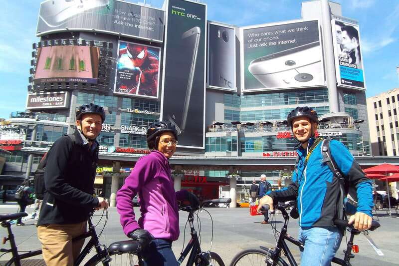 Toronto: Heart of Downtown 3.5-Hour Bike Tour - What the pace and safety really feel like