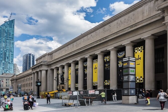 Toronto Highlights Small Group Tour with CN Tower - Is $108.65 a fair price?