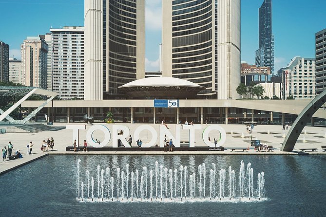 Toronto & Niagara Falls 2 Days Tour - Day one begins with the 1000 Islands