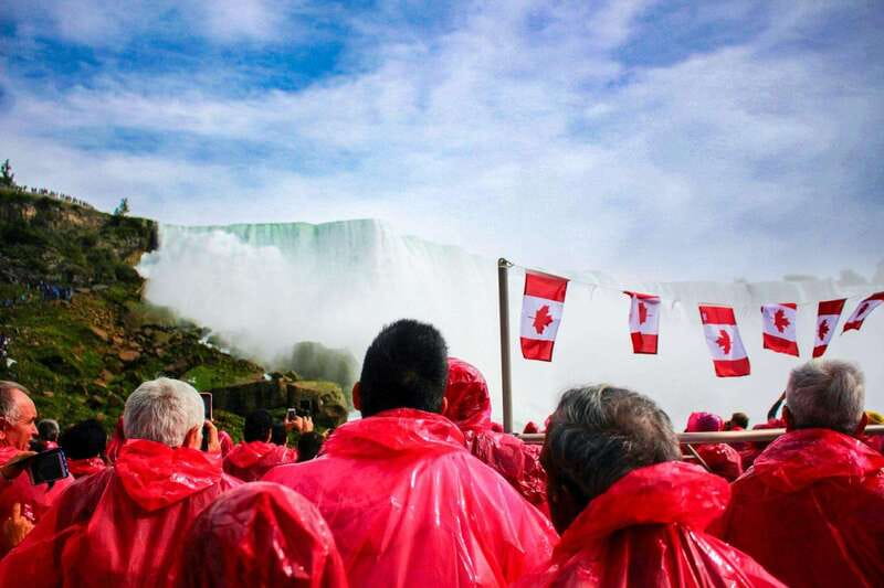 Toronto: Niagara Falls Day Tour with Optional Boat Cruise - Key points to know before booking