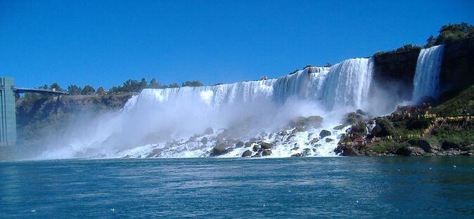 Toronto: Niagara Falls Day Tour with Whirlpool & Boat Cruise - Key points at a glance