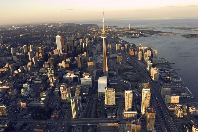 Toronto: Private Walking Tour with a Local - What kind of Toronto tour is this?