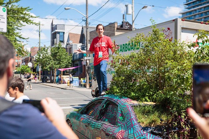 Toronto’s Multicultural Heart – Kensington & Chinatown Walk - Guides make or break this experience