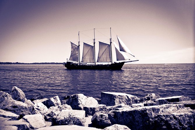 Toronto Tall Ship Boat Cruise - The cannon, photos, and onboard atmosphere