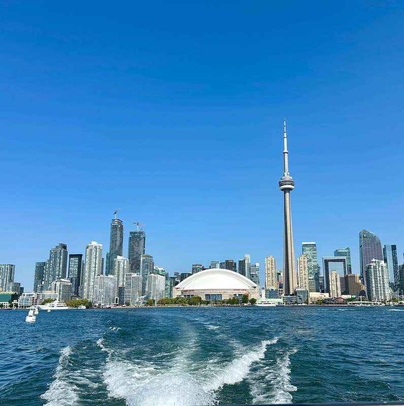 Toronto Waterfront and Islands Guided Bicycle Tour - Cycling Toronto Islands for about 75 minutes