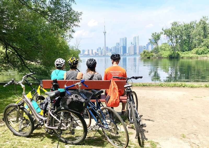 Toronto Waterfront and Islands Guided Bicycle Tour - How the guides shape the experience