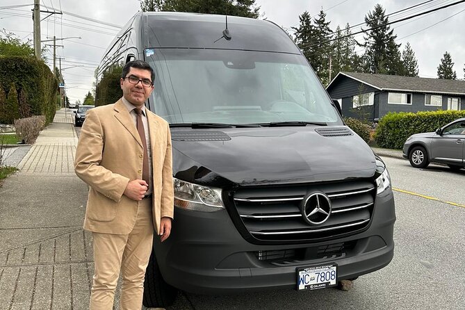 Vancouver and North Shore Grand City Tour with your luggage - A practical way to see Vancouver with your bags