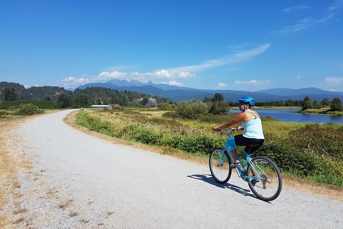 Vancouver Biking and Hiking Tour including Lunch - The Baden-Powell Trail: scenic, but not effortless