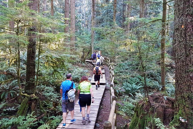 Vancouver Biking and Hiking Tour including Lunch - Who should book this tour?