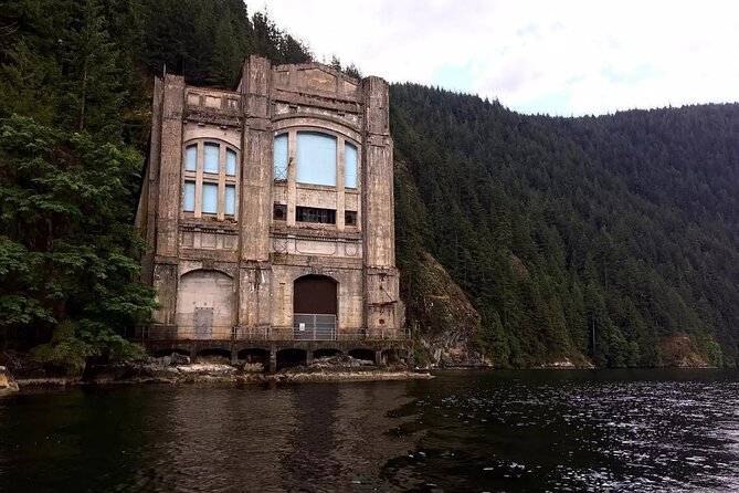 Vancouver City and Waterfall Waterfront Sightseeing Boat Tour - Coal Harbour, English Bay, and Stanley Park from offshore