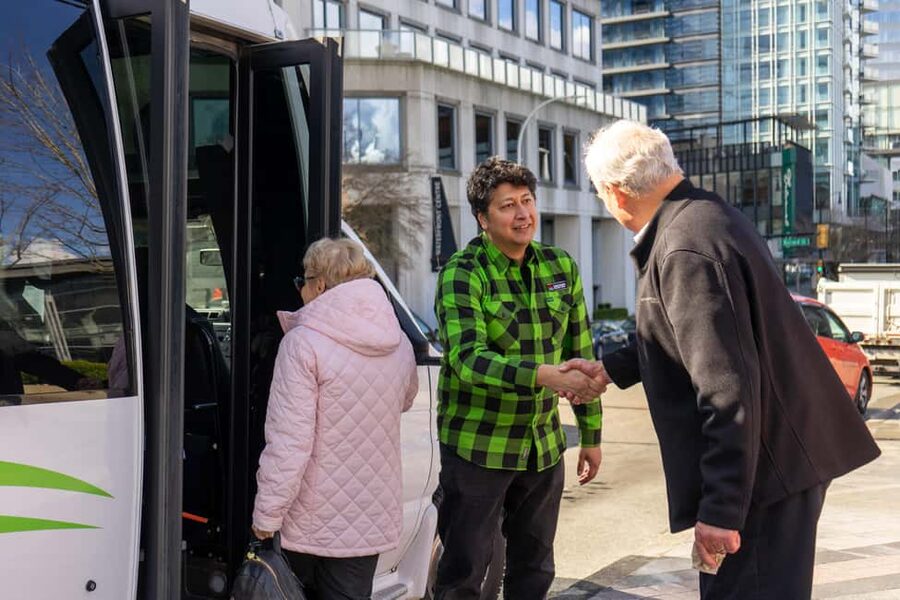 Vancouver: City Highlights & Vancouver Lookout Tour - Starting at Canada Place