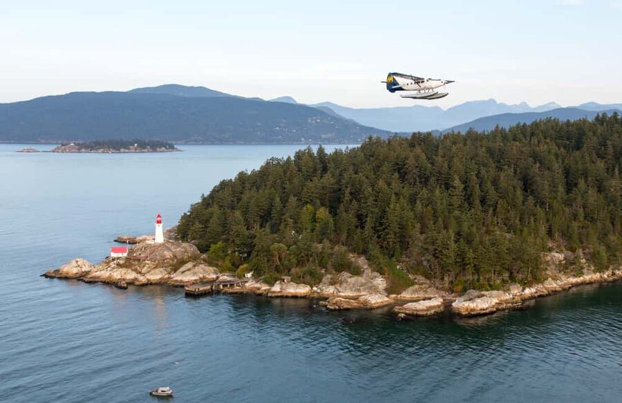 Vancouver: Extended Scenic Panorama Seaplane Tour - The seaplane takeoff is part of the show