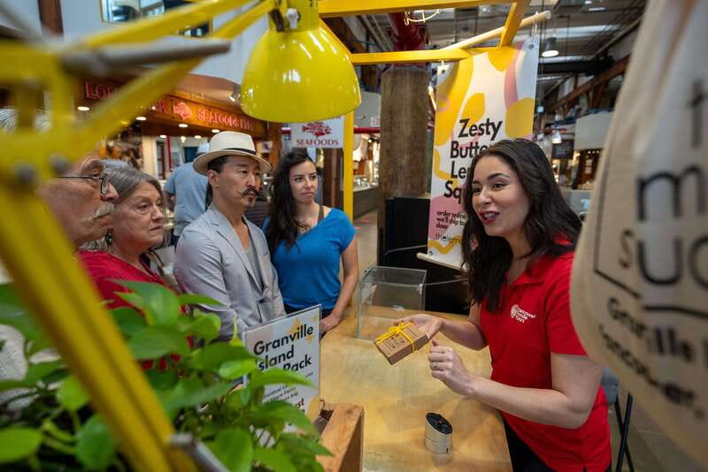 Vancouver: Granville Island Market Tour with Tastings - Guide quality makes the difference