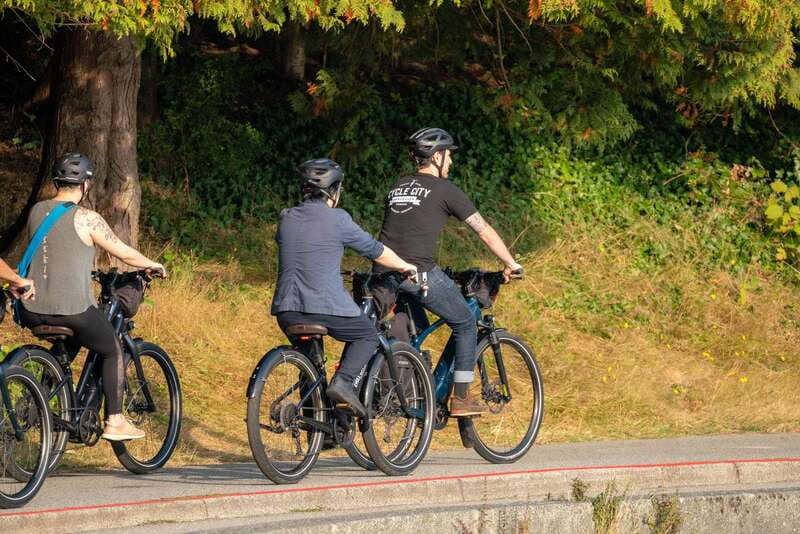 Vancouver: Guided Bike Tour - Gastown, Gassy Jack, and Vancouver’s first pub