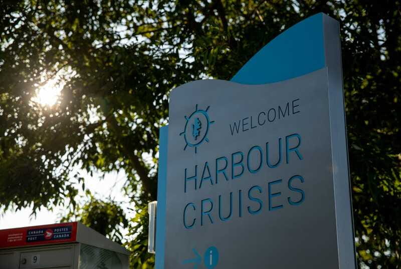Vancouver: Harbor Sightseeing Cruise - Commentary, crew, and the value of local detail