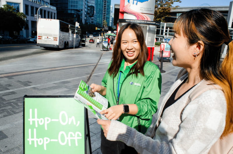 Vancouver: Hop-on Hop-off Sightseeing Tour with 10 Stops - Chinatown, Gastown, and the Steam Clock