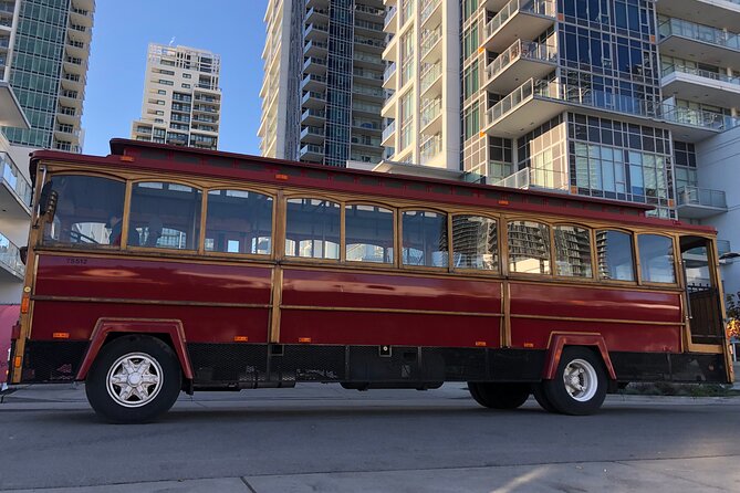 Vancouver Hop On Hop Off Trolley Tour - Gastown and the Steam Clock finish