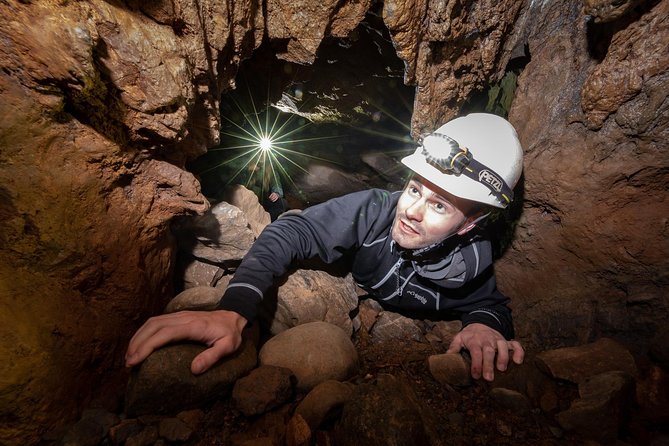 Vancouver Island Multi-Cave Experience - Health rules and group arrangements