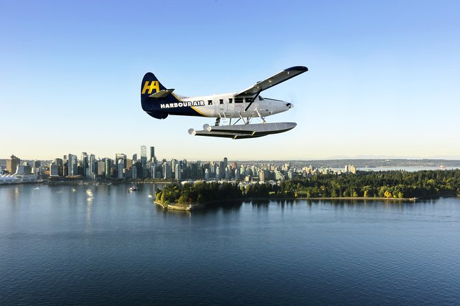 Vancouver Panorama Scenic Seaplane Tour + Suspension Bridge Tour - Crossing the 137-meter Capilano Suspension Bridge