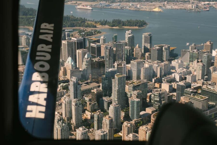 Vancouver: Scenic Panorama Seaplane Tour - The flying time is short, but the experience feels full
