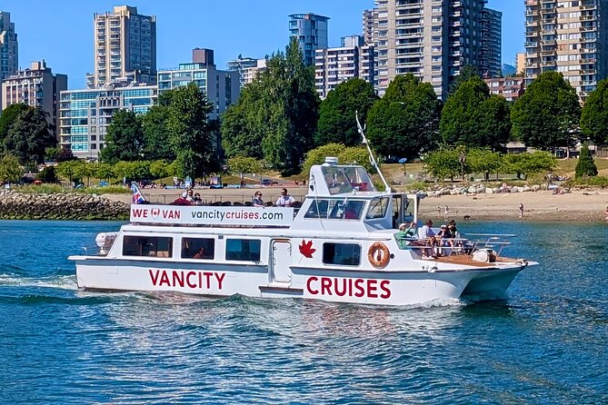 Vancouver Sightseeing Boat Cruise with Live Tour Guide - Why a boat is a smart way to see Vancouver