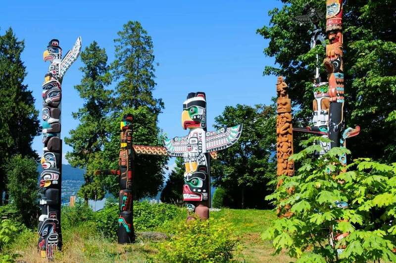 Vancouver: Small Group Tour w/Capilano & Grouse Mtn Lunch - Downtown pickup makes a packed day easier