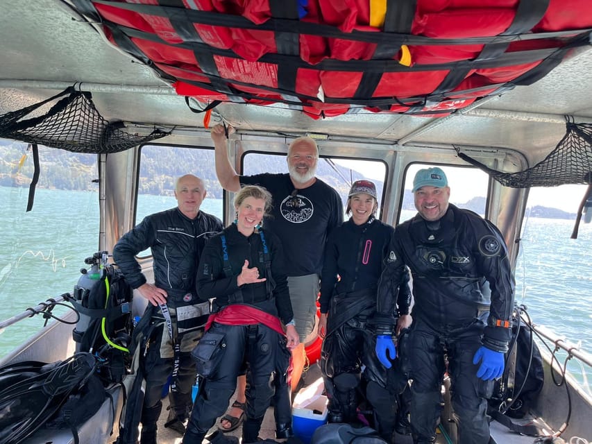 Vancouver: Snorkeling Seals Kayaking Scenic Boat Tour - Fall and spring change the experience