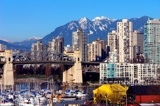 Vancouver Tour: Stanley Park, Granville Island & Capilano Bridge - Why this half-day tour works well