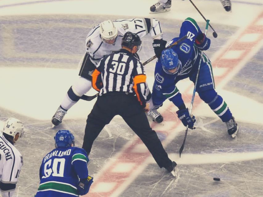 Vancouver: Vancouver Canucks Ice Hockey Game Ticket - Key points before you book