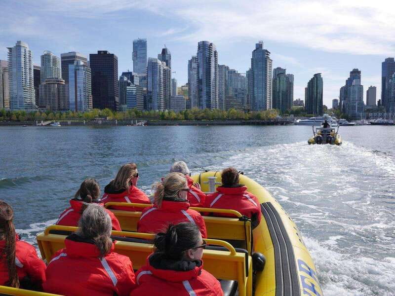 Vancouver: Waterfront Sightseeing Tour - City and Nature - Granville Island, English Bay, and the Vancouver Skyline