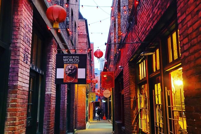 Victoria 1-Day Tour From Vancouver (Butchart Gardens) (Chn&Eng) - Chinatown and Fan Tan Alley