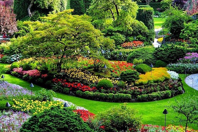 Victoria 1-Day Tour From Vancouver (Butchart Gardens) (Chn&Eng) - Guides, languages, and the feel of the group