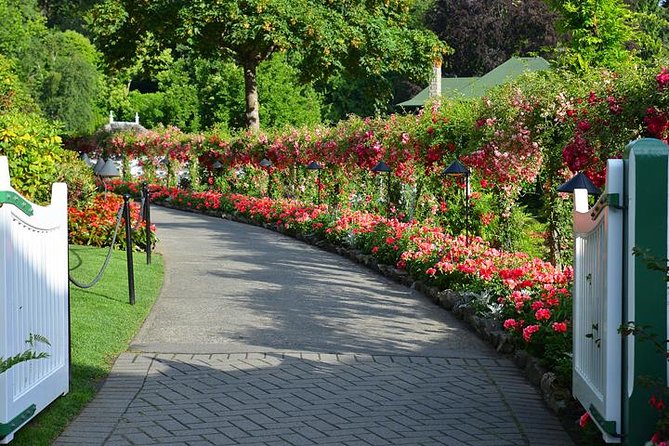 Victoria & Butchart Gardens Tour with Ferry from Vancouver - Butchart Gardens and the Sunken Garden