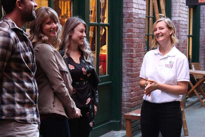 Victoria: Chinatown and Old Town Food Tour with Tastings - Guides make the difference