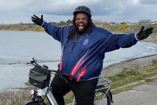 Victoria City Highlights E-Bike Tour - Hoods & Legends - Starting at Huntingdon Manor on Belleville Street