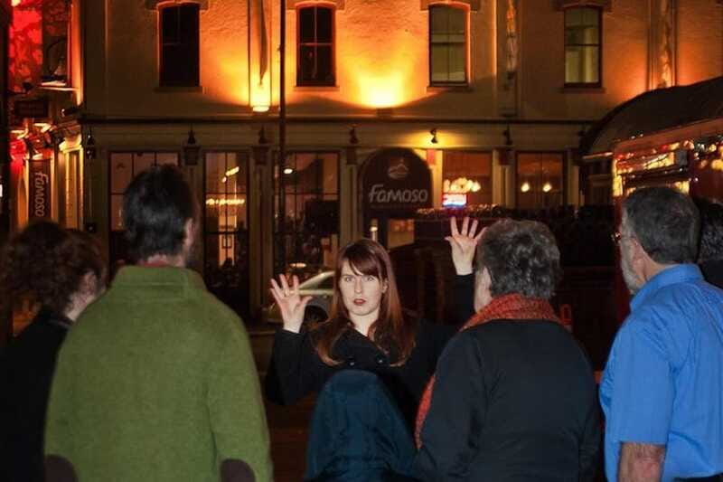 Victoria: Ghost Tour of Old Town and Bastion Square - What makes the guides so important