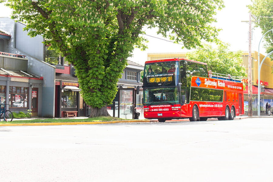 Victoria: Hop-On-Hop-Off Sightseeing Bus Tour - What the complete route shows you