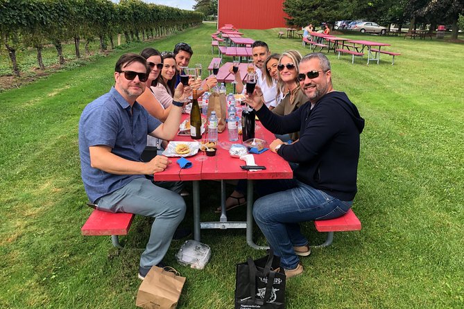 Vine and Dine Bicycle Wine Tour with Lunch - Guides Make the Difference