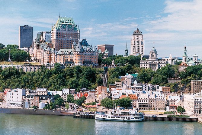 Walking Tour Through Quebec City's History - Guides who make the past memorable